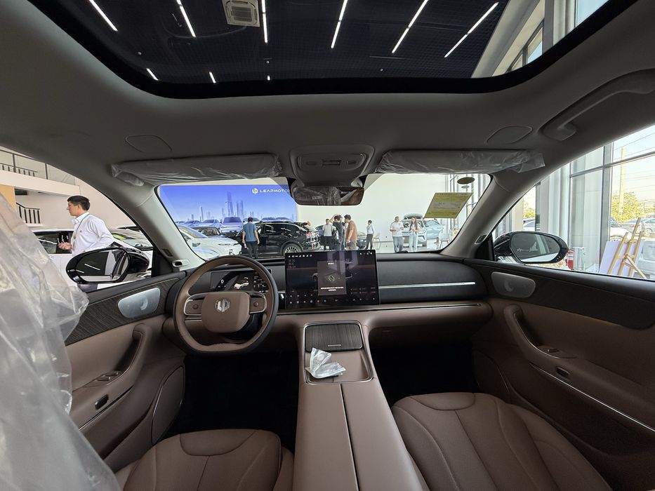 Leapmotor c11 luxury lidar 300 km gibrit 2026