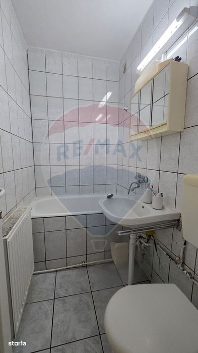 Apartament cu 2 camere de vanzare, parter, str. Predeal, Medias