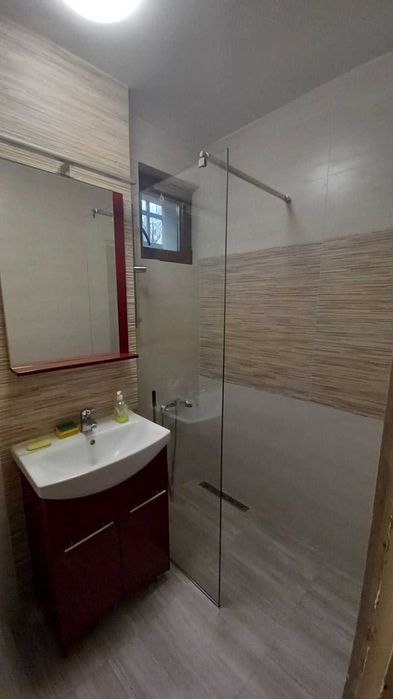 Obor (Masina de Paine) , 3 camere, parter, balcon, boxa