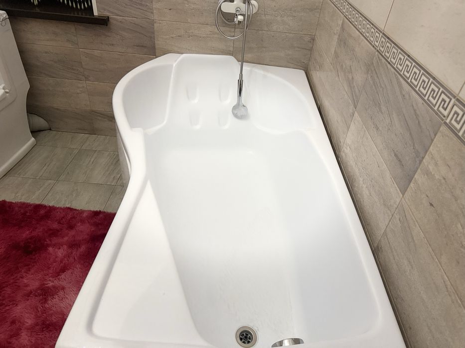 Продам ванну новую