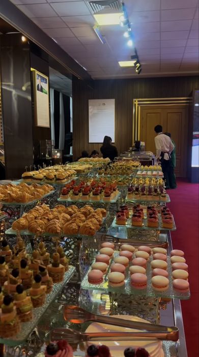 Кейтеринг в Ташкент . Фуршет. Кофе брейк. Аренда кактелний стол