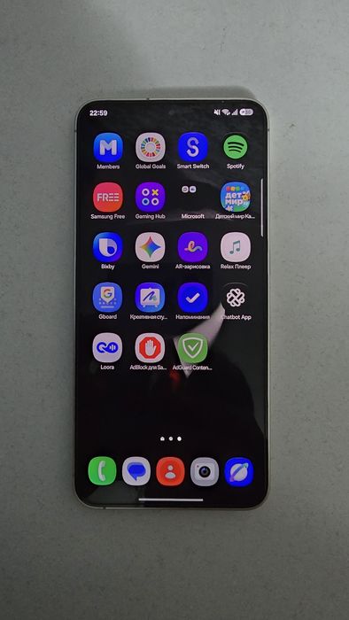 Продам Samsung S24 Plus на 512 гб