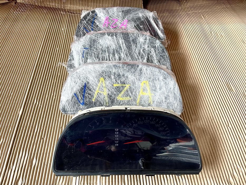 Щиток приборов ЕВРОПА на Camry 30 35 Камри 30 35