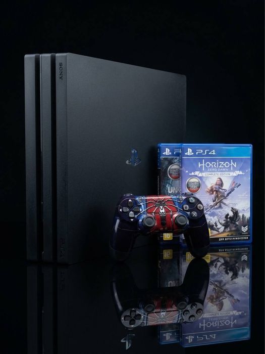 Play Station 4 Pro, 1TB