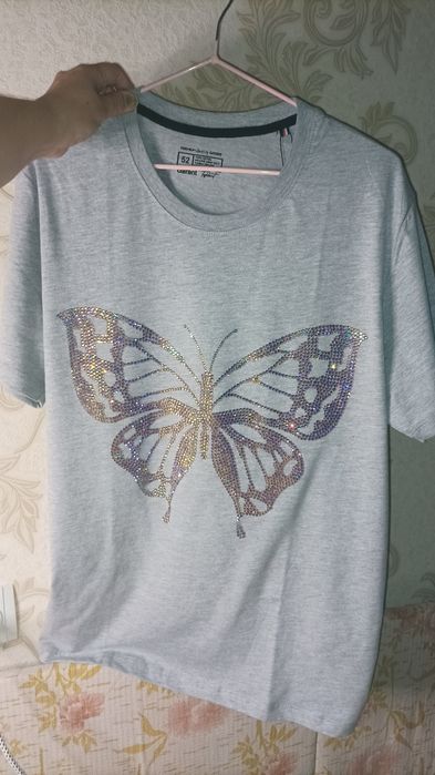 Одежда со стразами