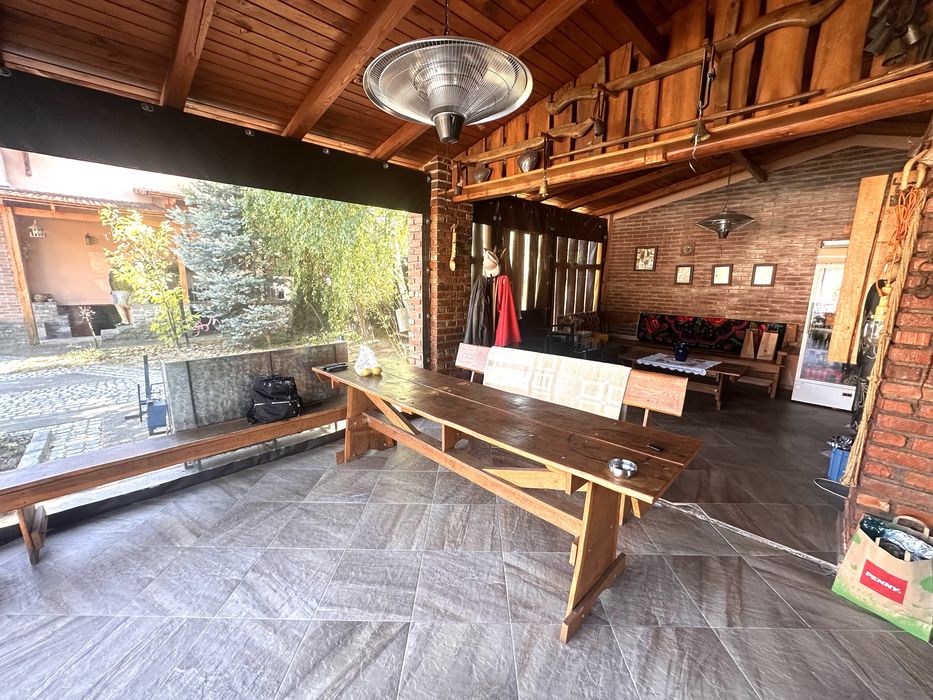 Casă S+P+M cu piscină, teren 4000 mp | Lugasu de Jos, Bihor | Mobilată