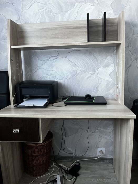 Стол компьютерный со стулом