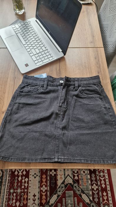 Продам новую джинсовую юбку