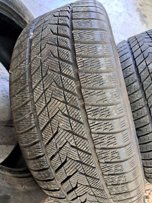Зимни гуми 255/50/19. 285/45/19
