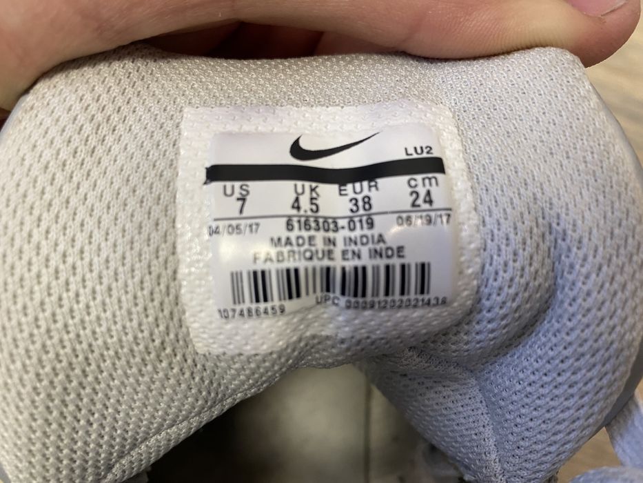 Оригинални кецове Nike 38