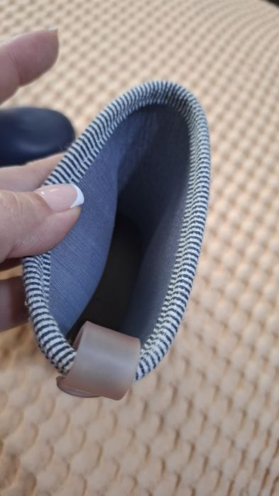 Новые резиновые сапожки на мальчика