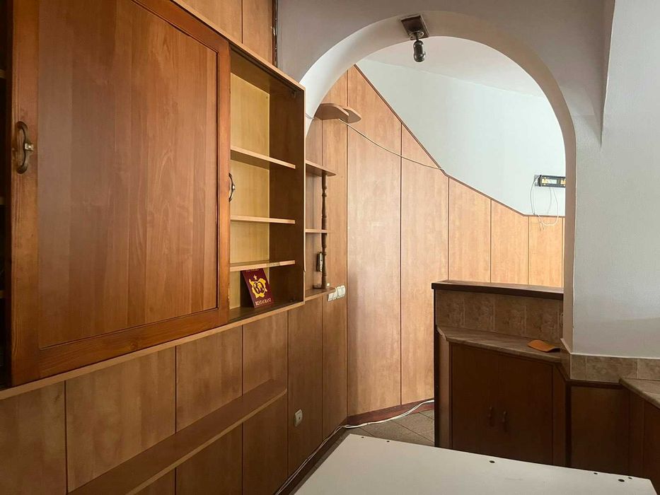 Продава се Заведение в Карлово - 160 кв.м за 938 €/кв.м - Снимка #4