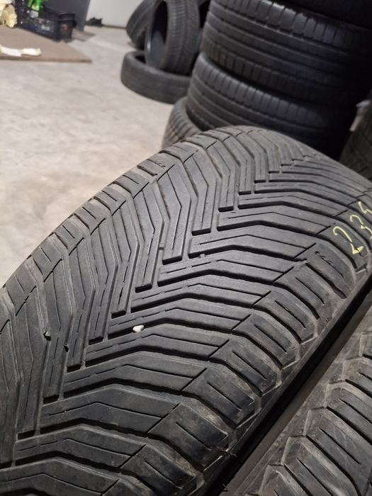 4 Anvelopele de iarnă 235 55 r18 Michelin