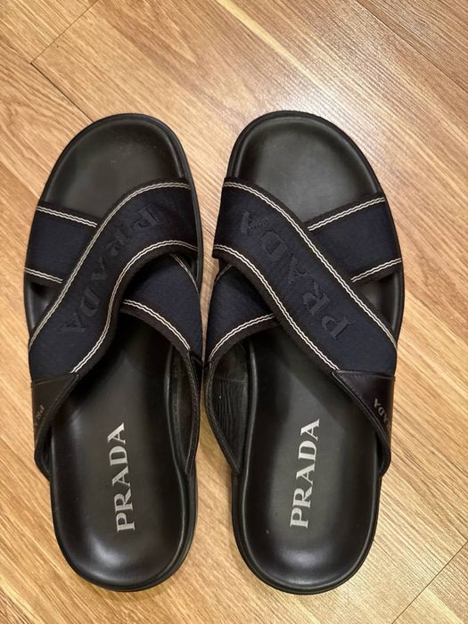 Продам сланцы Prada