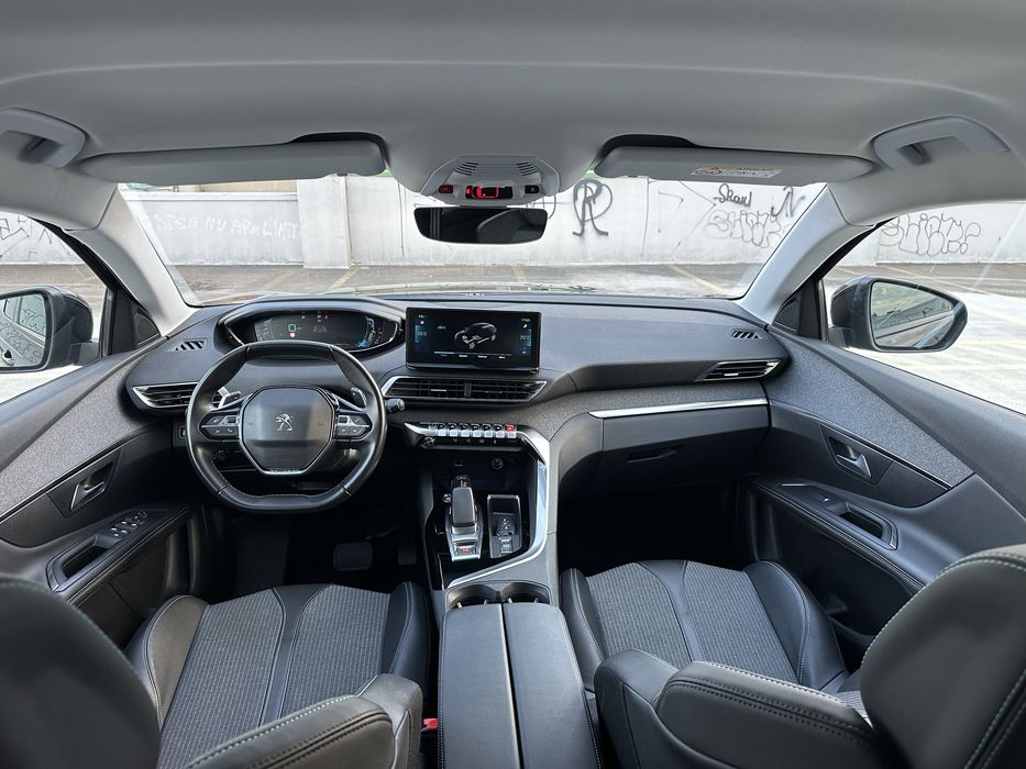 Peugeot 3008~Plug-In Hybrid~225CP~an 2022~ VF3M4DGZUMS243881