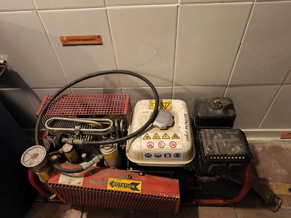 Компрессор 100 л/м б/у