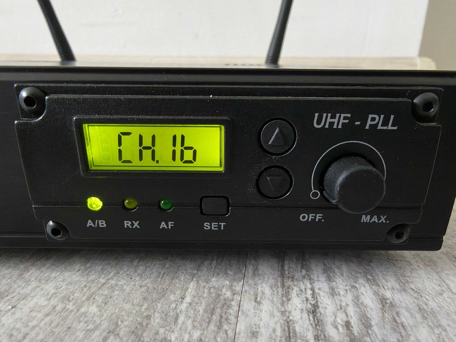 Receiver microfon wireless Univox EJ‑701DR (Okayo) antene 864 MHz