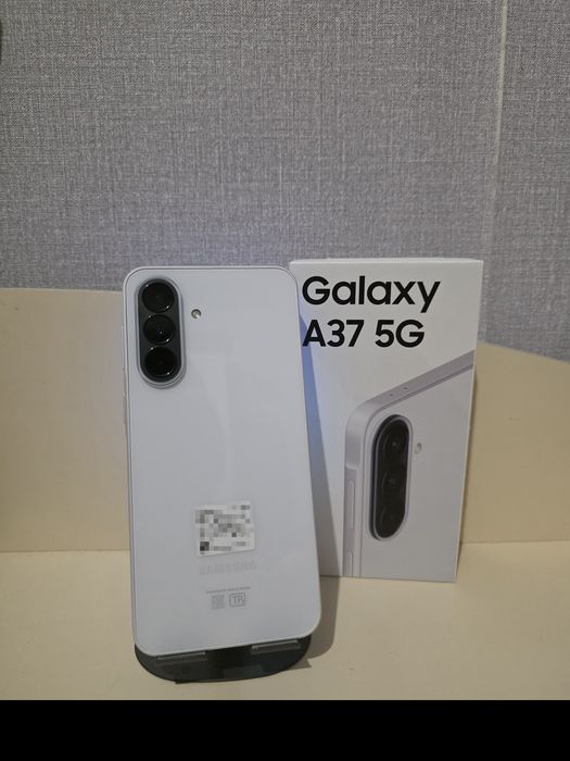 Телефон Samsung A37 5G
