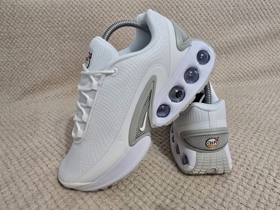 Nike Dn nr 41-45 pret 350 lei