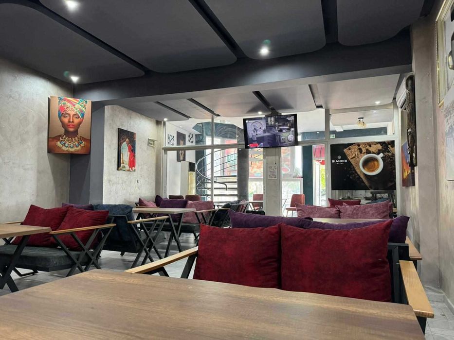 Продава се Хотел в Харманли - 450 кв.м за 556 €/кв.м - Снимка #15