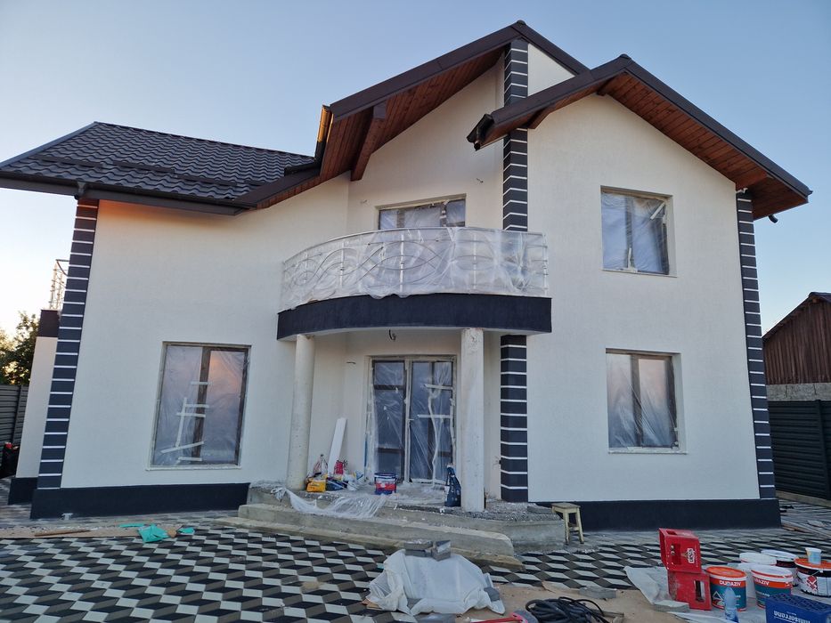 Meseriaș Construcții cu o experiență de 25 ani i în domeniu.