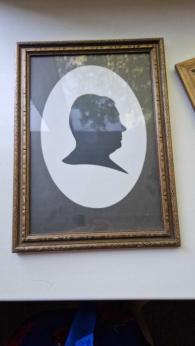 Продам пару рамок для фото или рисунков