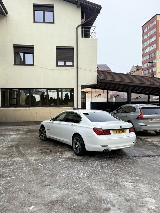 Bmw seria 7 f01 3.0  variante