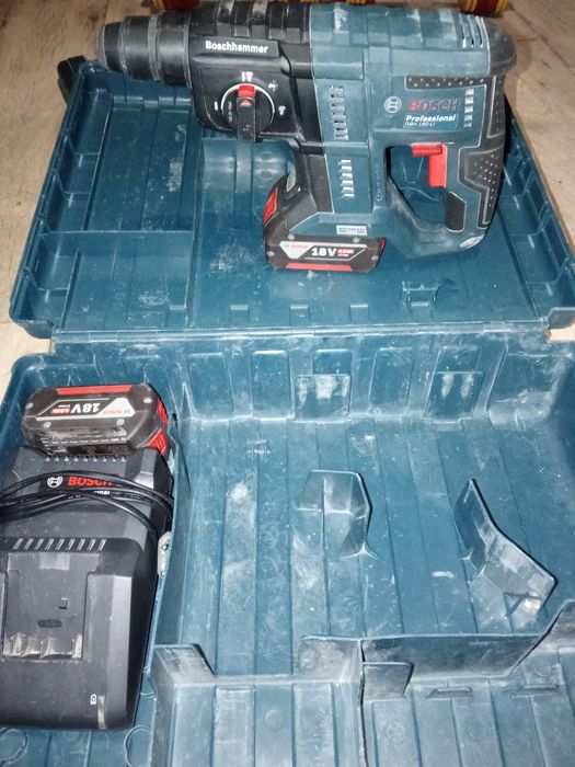 Перфоратор Gbh 180-Li