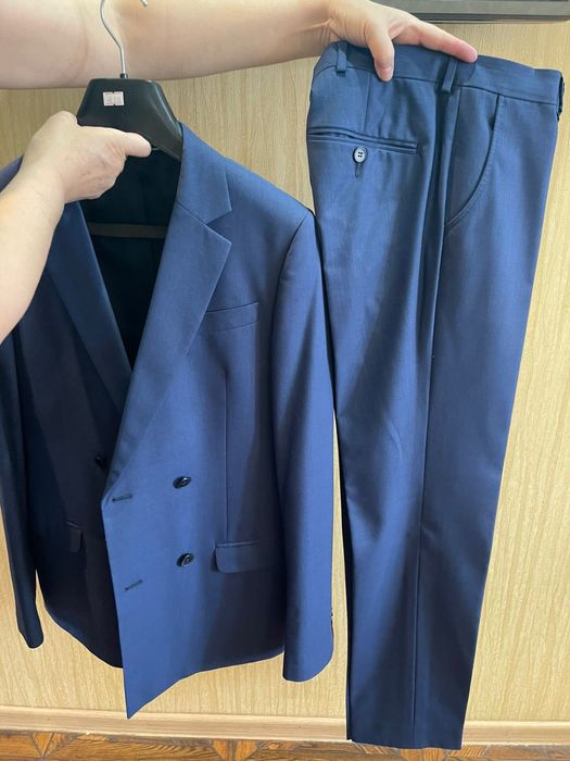 Продам костюм