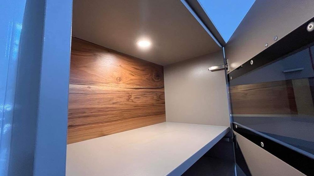 Шкаф Gwinner Anzio( произведенено в Германия)