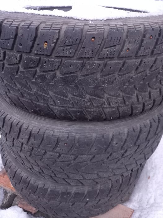 Продам зимние б/у шины - 3 штуки