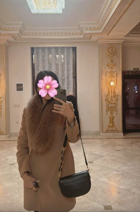 Продается женское пальто