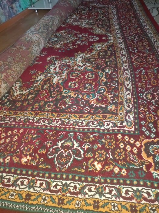 Продам натуральный ковер