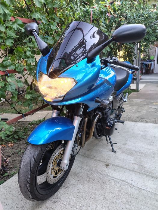Kawasaki ZR 7S de vânzare