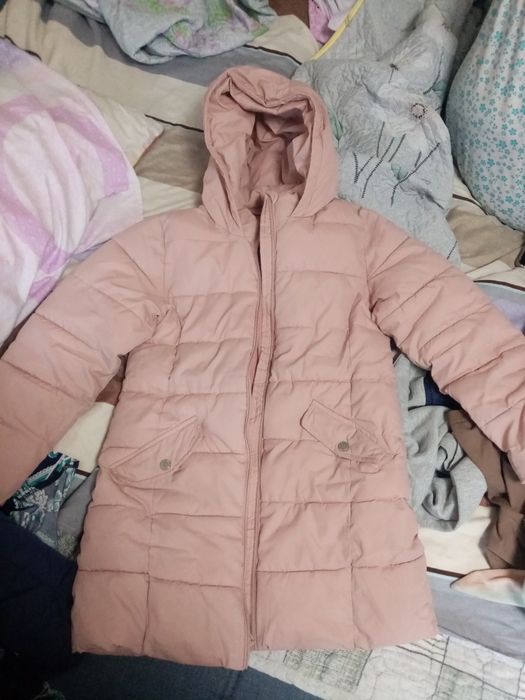 Продам комбинезон подходит для девочки и для мальчика