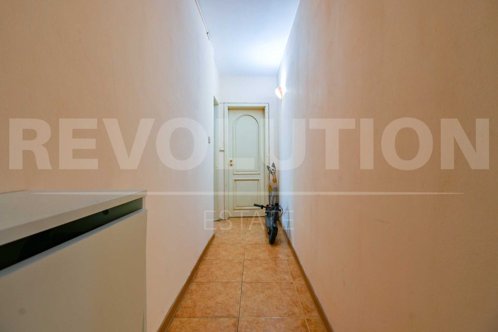 Продава се Тристаен апартамент в София, Гео Милев - 97 кв.м за 3403 €/кв.м - Снимка #12