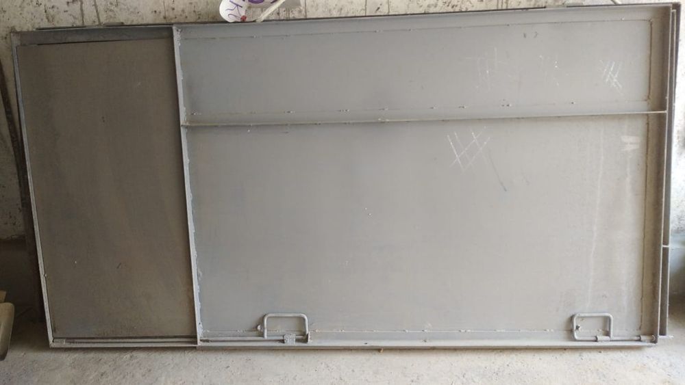 Продаю 2 ворота(2000го года)