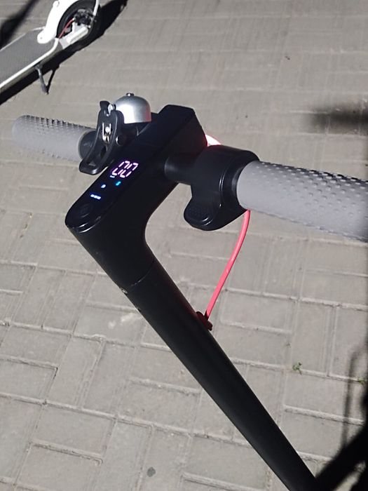 Продам электросамокат