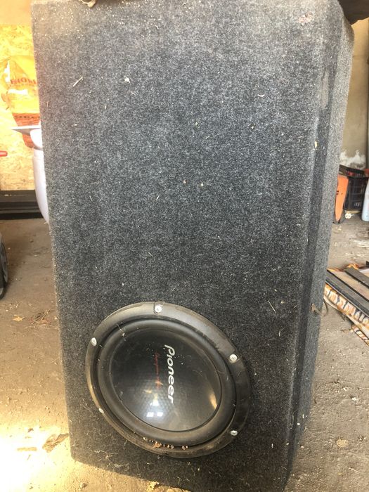 Колонка усилитель классно качает