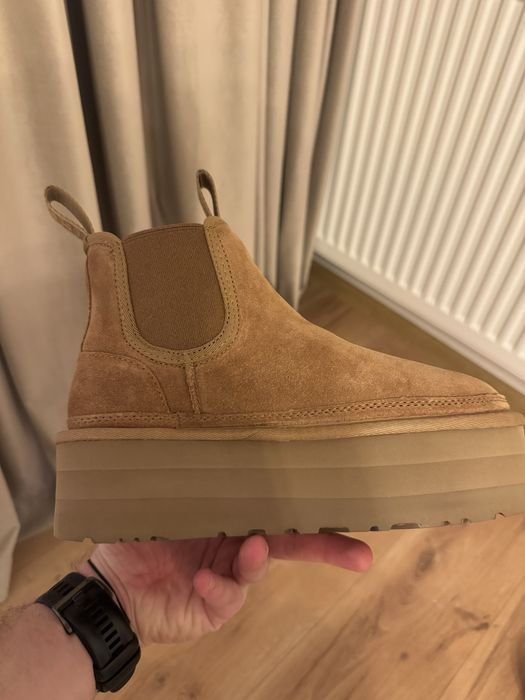 UGG Chelsea Platform noi, cu etichetă. Mărime 40