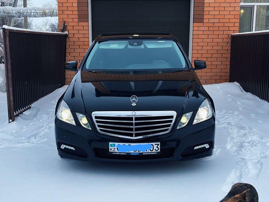 Продам мерседес 212