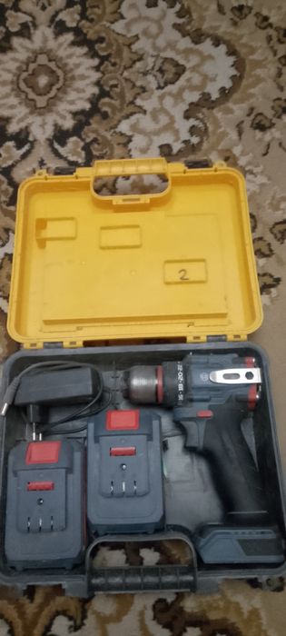 Продам шуруповёрт Bosch