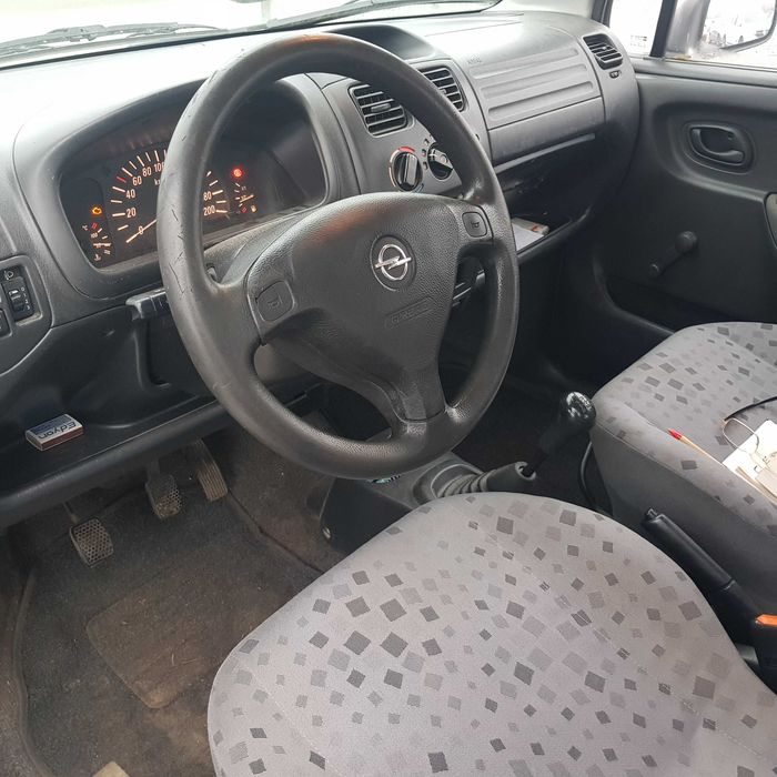 Vind Opel Agila 1.0 benzina