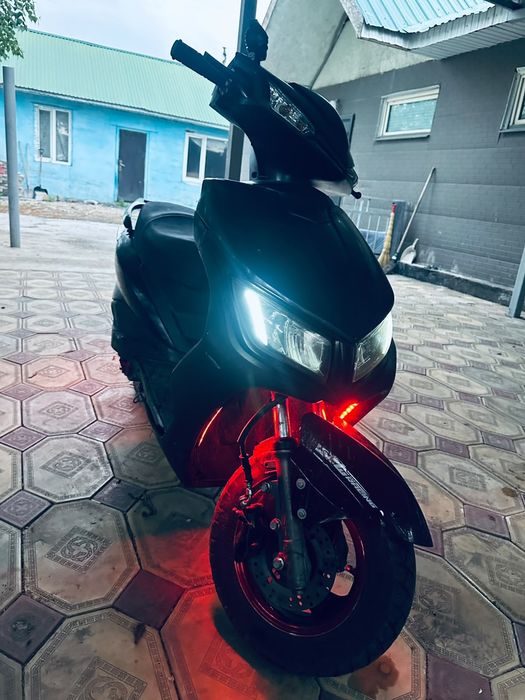Продам скутер м8