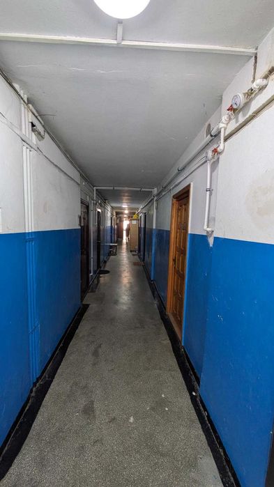 persoana fizica, vand Cameră de cămin 16 mp, baie proprie, mobilată, etaj 1 - Bularga