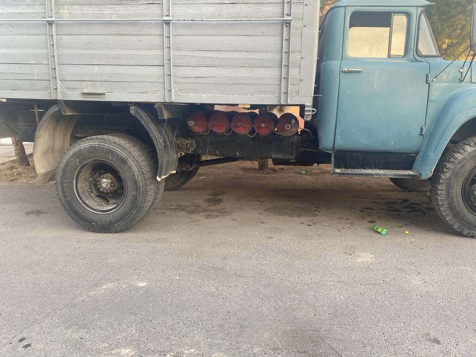 Zil bartavoy sotiladi