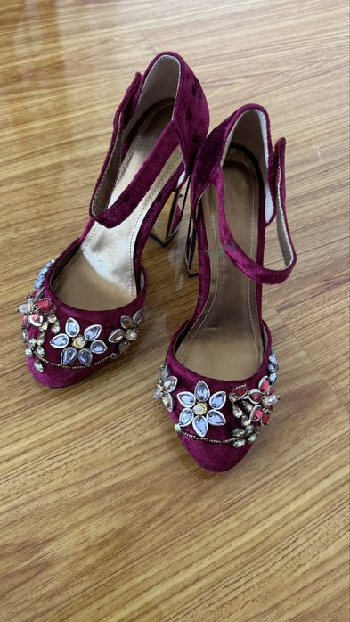 Туфли Гучи сатылады