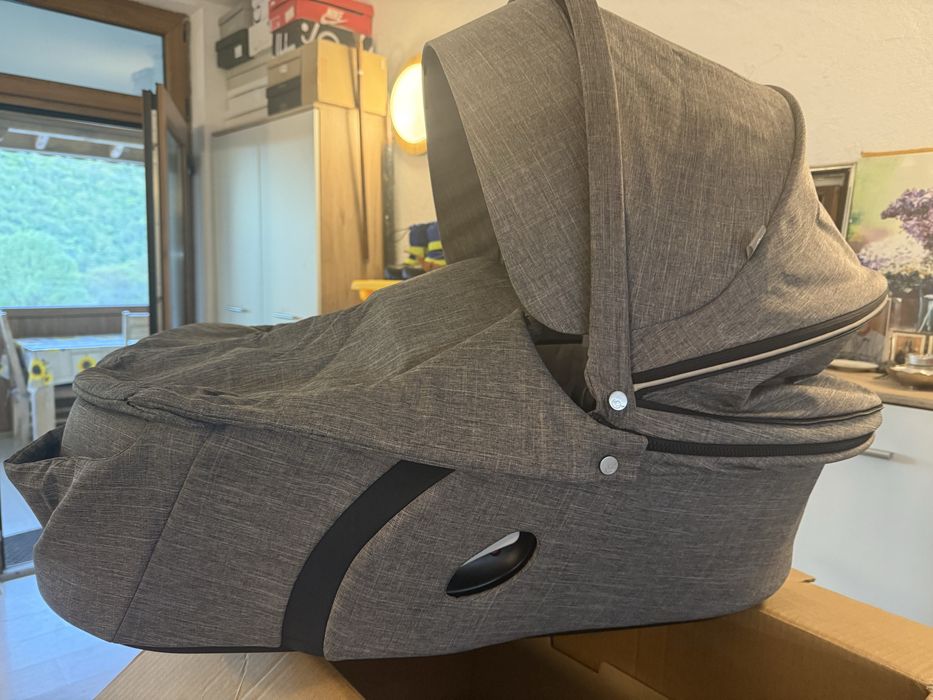 Бебешка количка Stokke