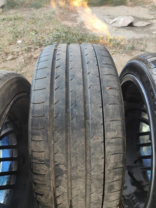 Продам диски R20 с шинами 245/40/20