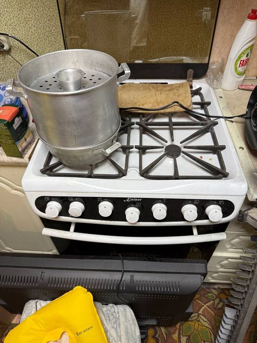 Газовая плита (рабочая)